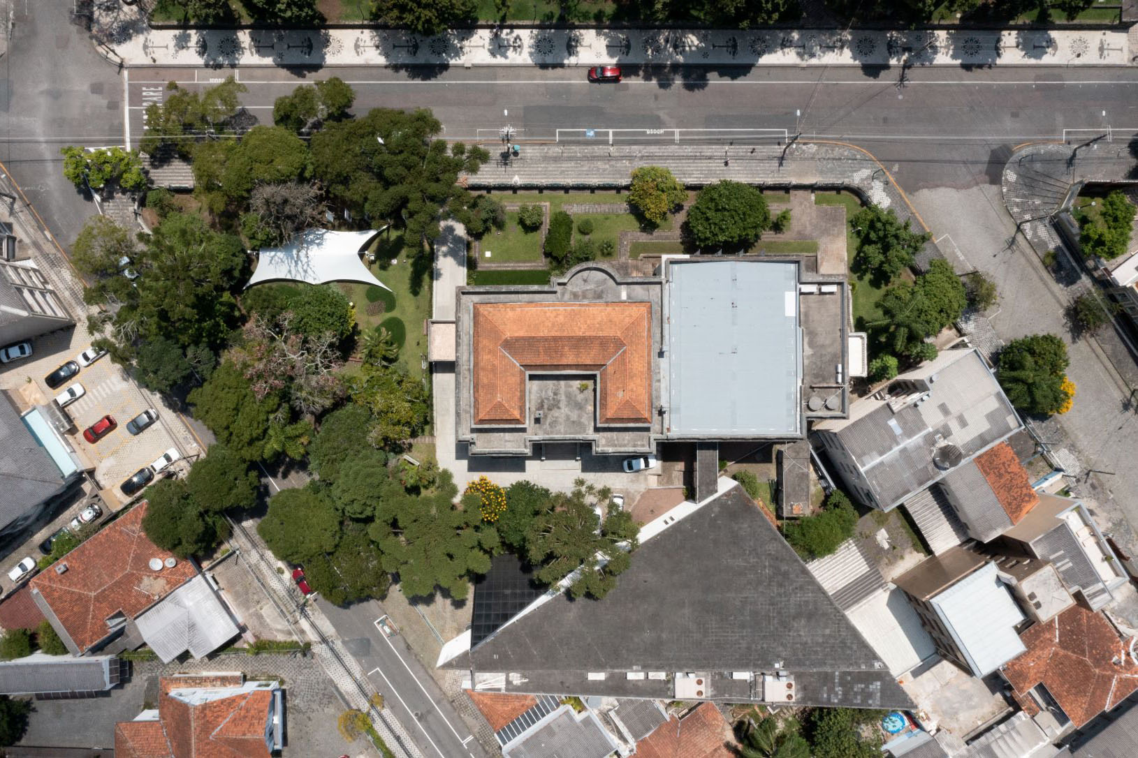 Jornal Ilustrado - Sem fechar para o público, Museu Paranaense fará primeira reforma estrutural em 20 anos