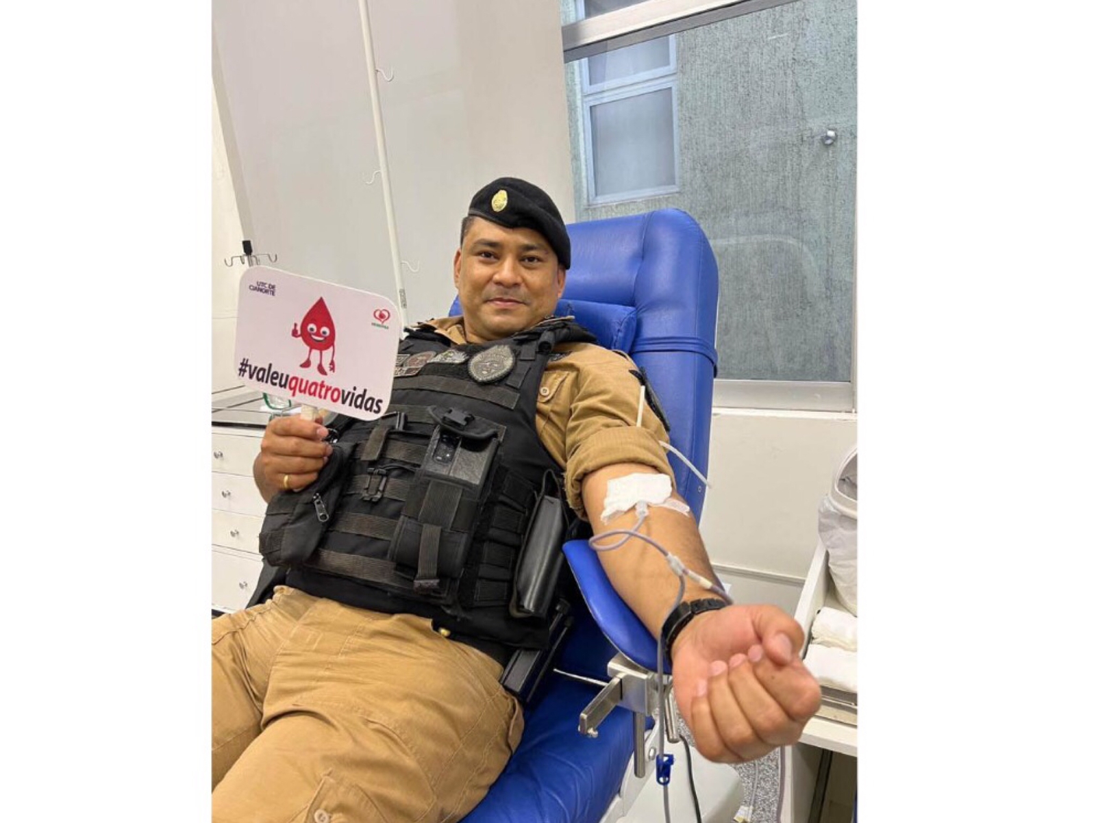 Jornal Ilustrado - Soldados em formação da Polícia Militar fazem doação de sangue em Cianorte