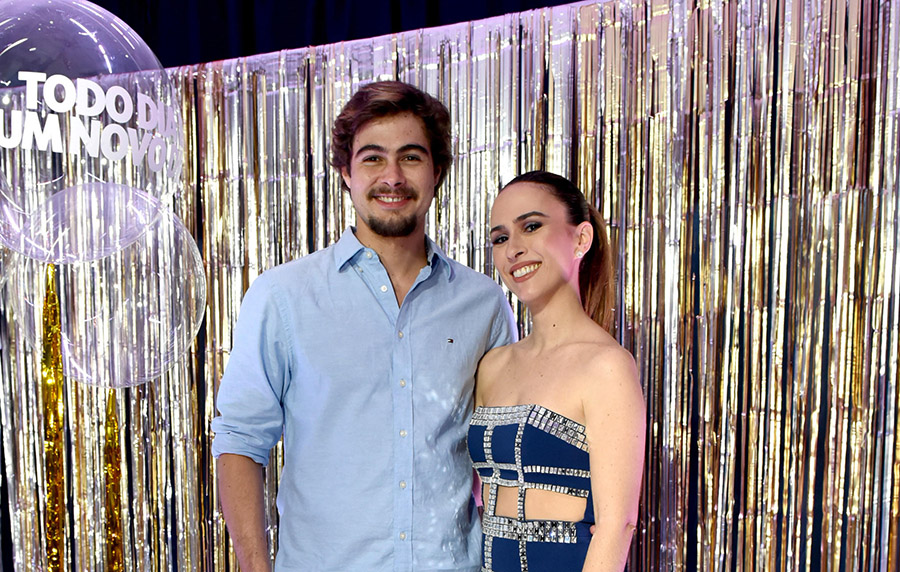 Rafael Vitti e Tatá Werneck formam um dos casais “pé no chão” do cenário artístico brasileiro.