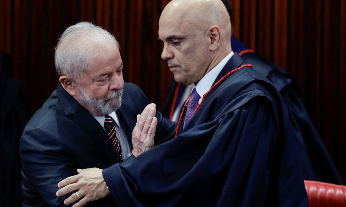 Jornal Ilustrado - Ao vivo: acompanhe a cerimônia de diplomação de Lula e Alckmin
