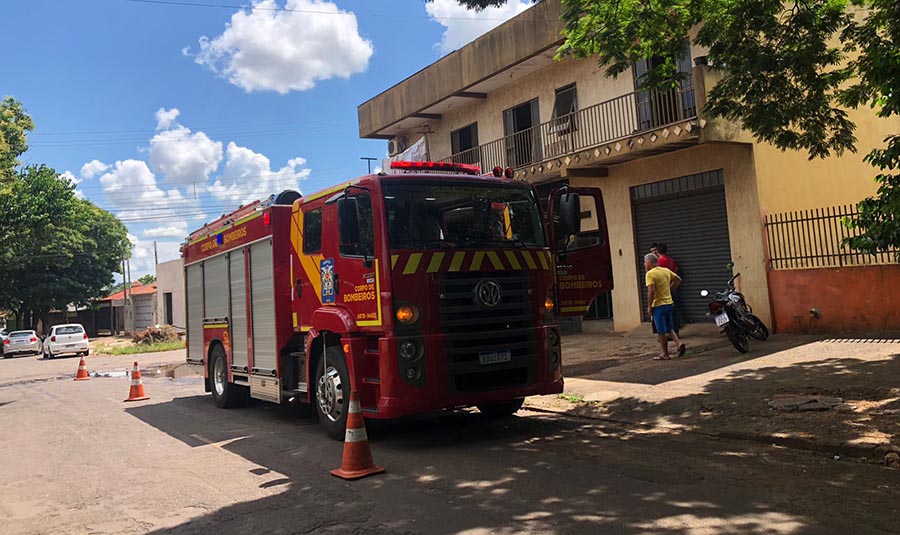 Jornal Ilustrado - Incêndio em geladeira assusta moradora na rua Aracaju em Umuarama