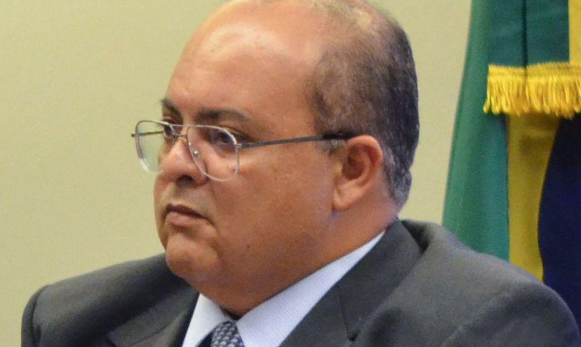 Jornal Ilustrado - Ministro Alexandre de Moraes afasta governador do Distrito Federal por 90 dias