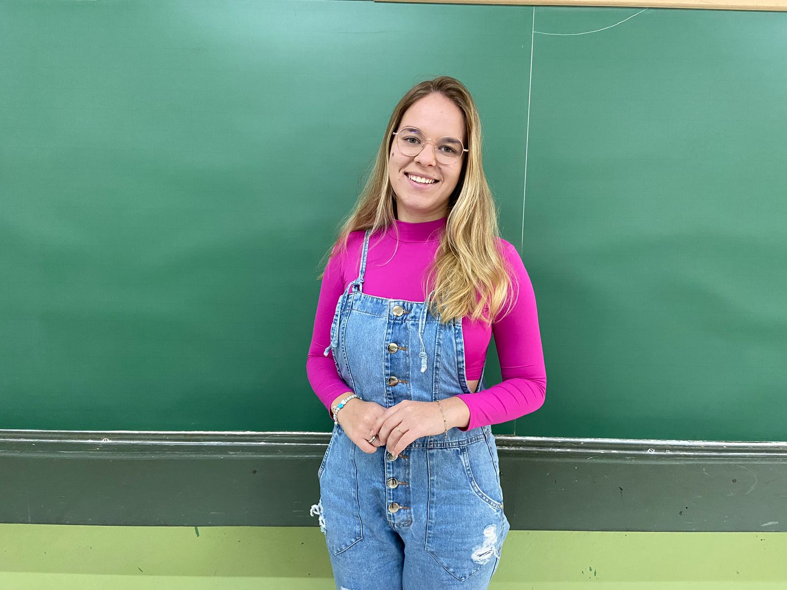 Jornal Ilustrado - Estudante de escola pública tira nota 900 na redação do ENEM e sonha com Medicina