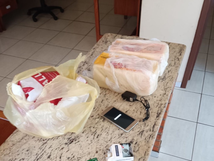 Homem é preso após furtar três barras de queijo muçarela em Alto Piquiri  