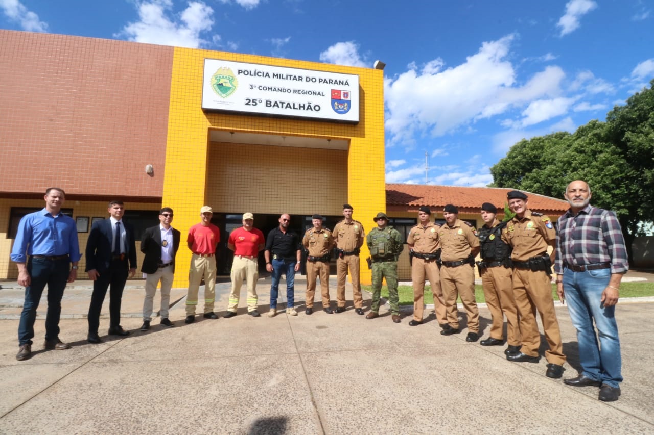 Jornal Ilustrado - Secretário da Segurança Pública do Paraná se encontra com forças de segurança e autoridades em Umuarama