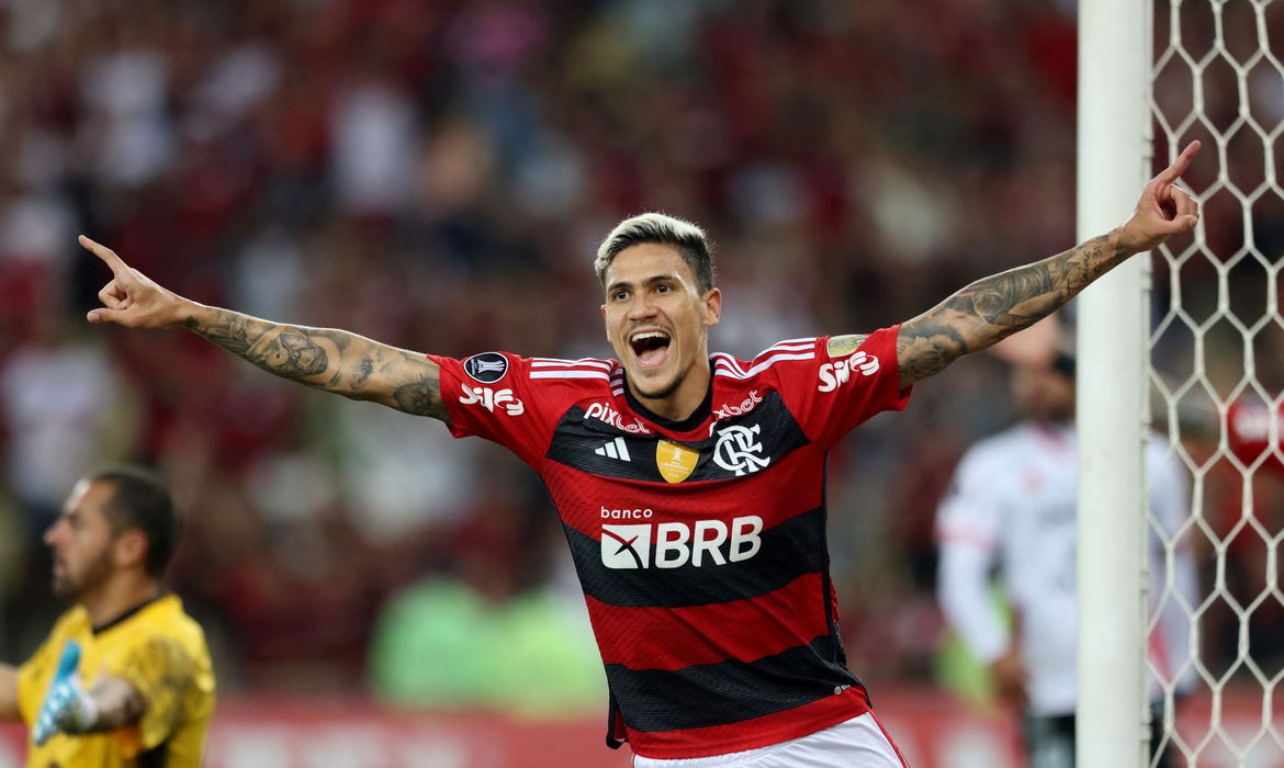 Jornal Ilustrado - Com dois de Pedro, Flamengo vence a primeira na Libertadores 2023