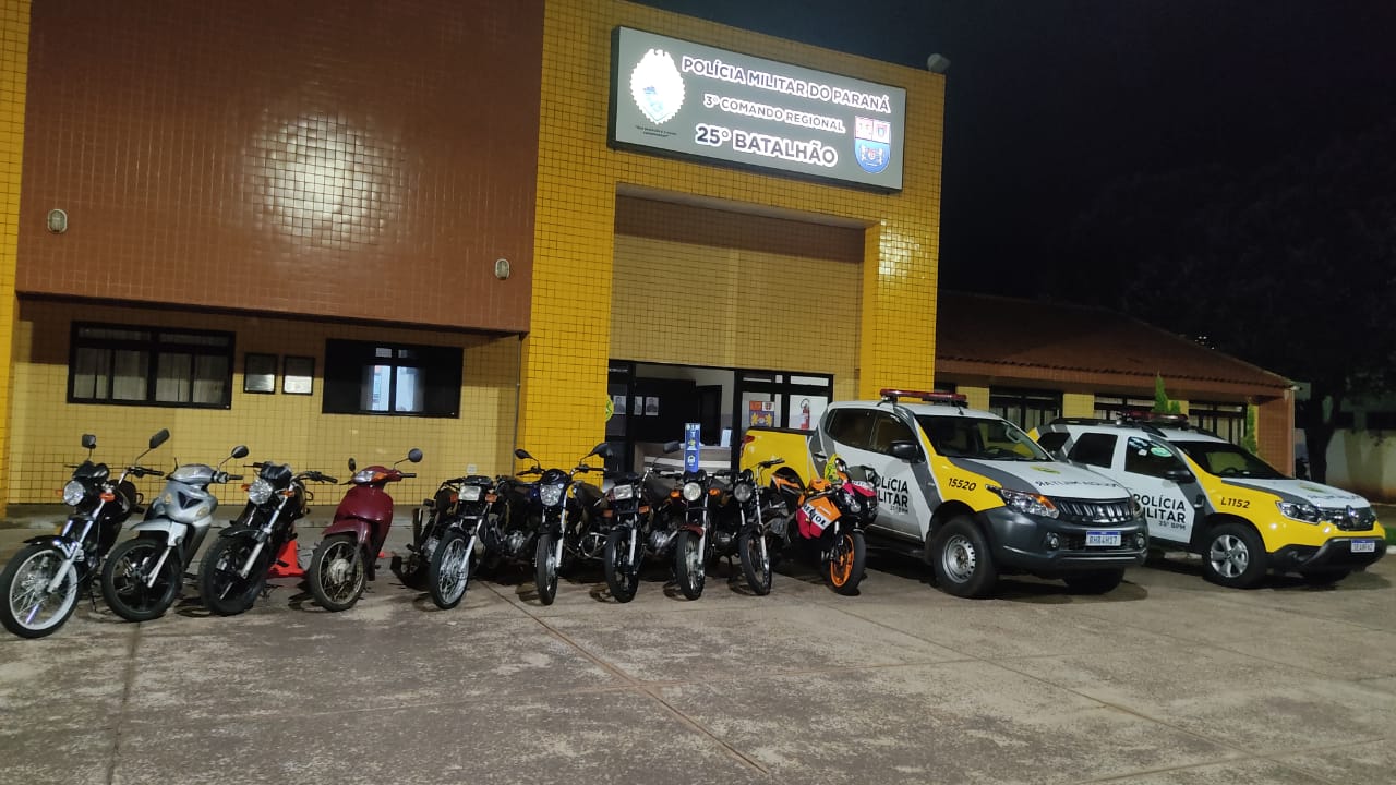 Jornal Ilustrado - PM encerra evento de motos e apreende veículos em Umuarama  