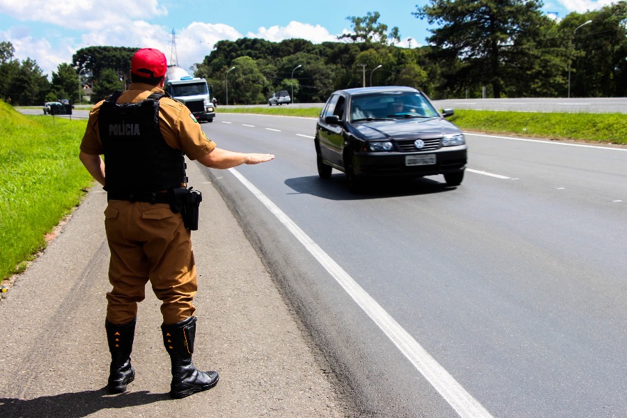 Polícia Rodoviária intensifica fiscalização nas rodovias estaduais no feriado de Tiradentes