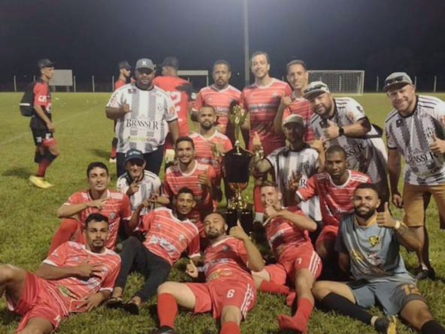 Equipe 1º de Maio de Umuarama é vice-campeã de torneio de suíço em Rondon  