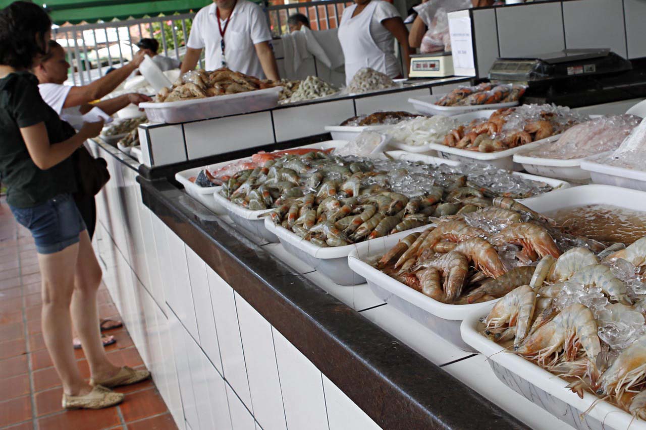 Jornal Ilustrado - Saúde orienta sobre cuidados ao escolher o pescado neste período de maior consumo