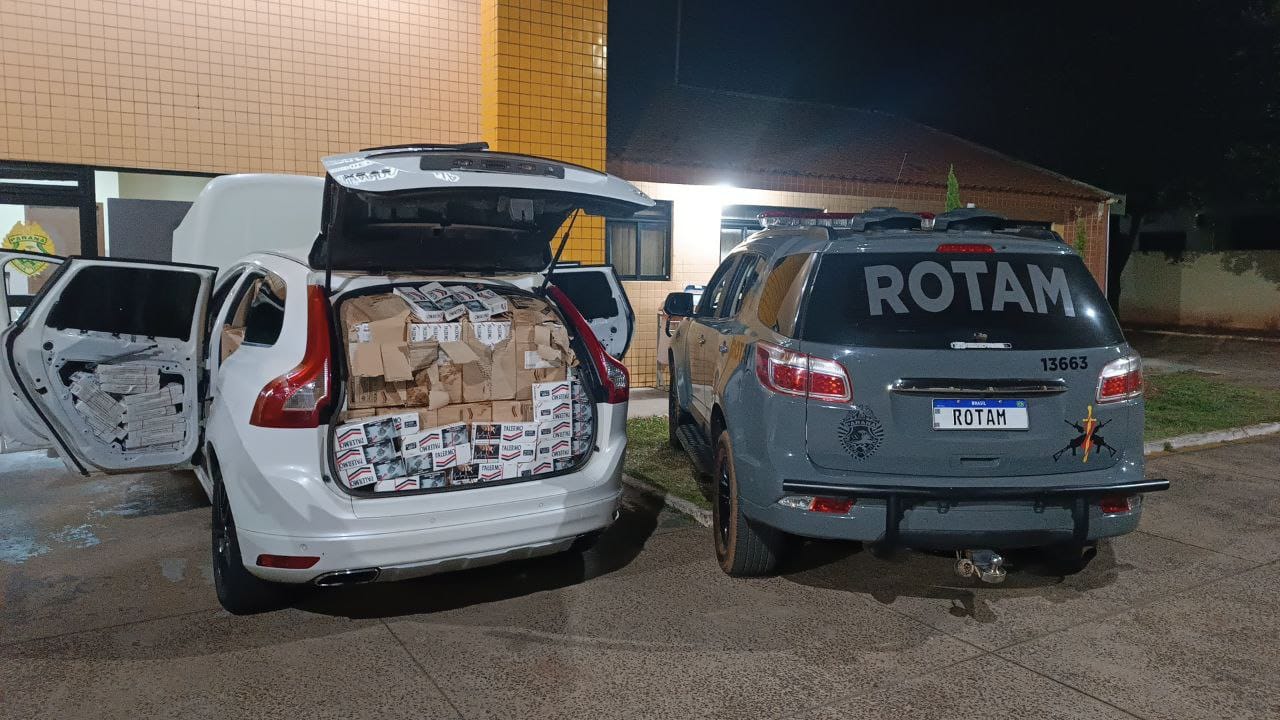 Jornal Ilustrado - Condutor de carro é preso transportando 40 caixas de cigarros na PR-323, em Perobal  