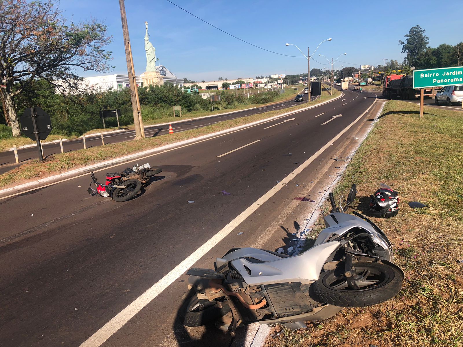 Jornal Ilustrado - Motociclista fica inconsciente após acidente na PR-323, em Umuarama  