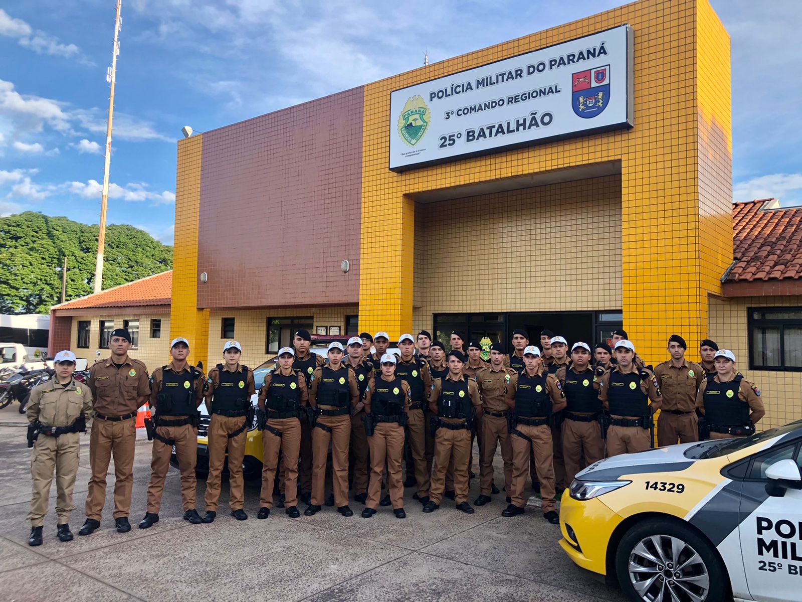 Jornal Ilustrado - Operação de trânsito resulta na apreensão de 11 motos e 4 carros em Umuarama  