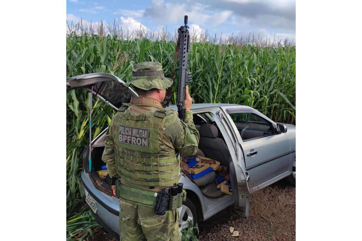 Jornal Ilustrado - Forças de segurança apreendem 500 quilos de drogas em operações na região de fronteira