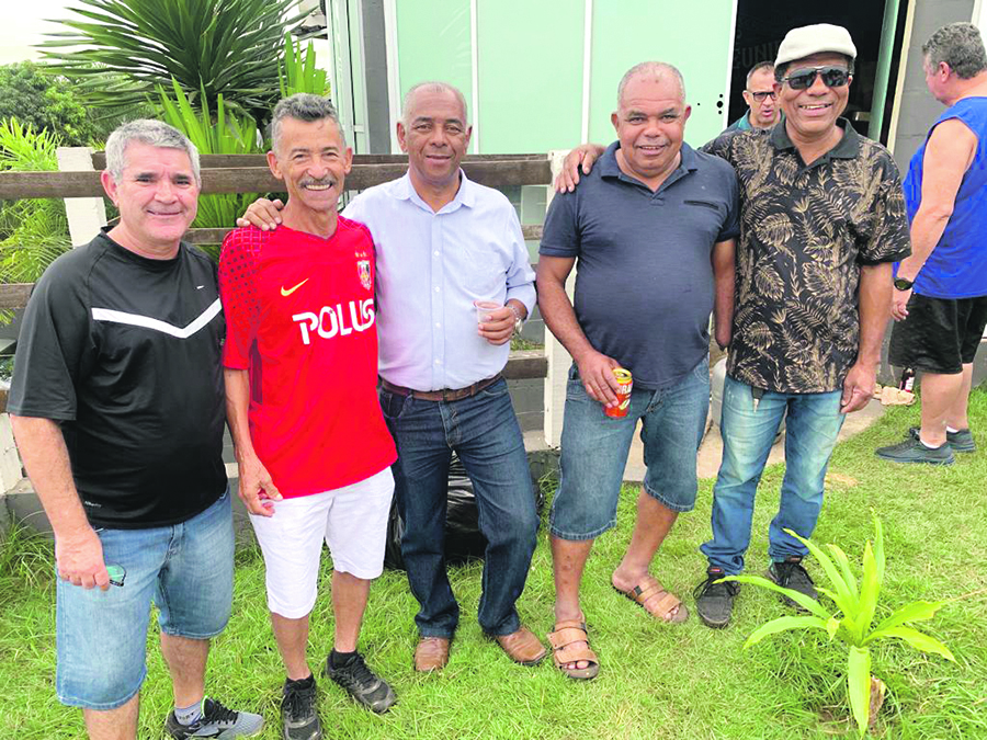 Jornal Ilustrado - Ex-moradores de Alto Paraíso (Vila Alta) participam de encontro em Americana SP