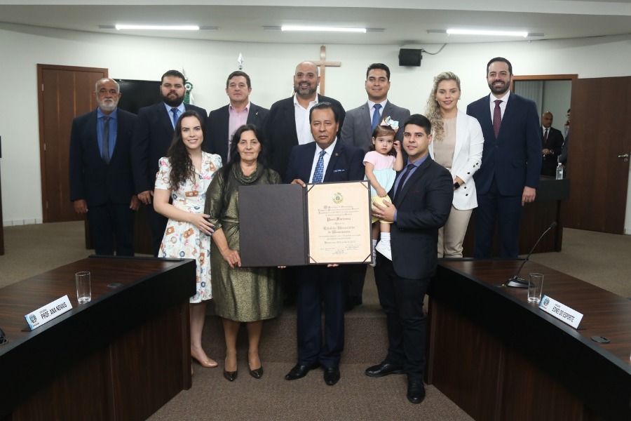 Câmara concede título de cidadão honorário ao Pastor Perci Fontoura 