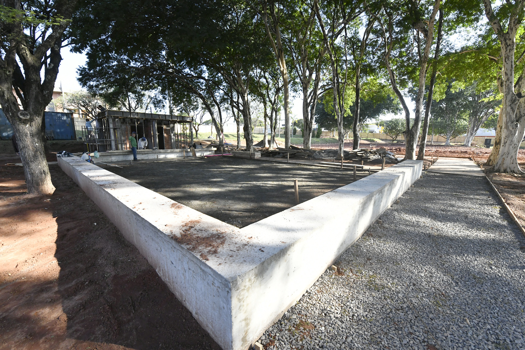 Jornal Ilustrado - Revitalização completa da Praça Paulo VI, na Catedral, começa a ganhar forma