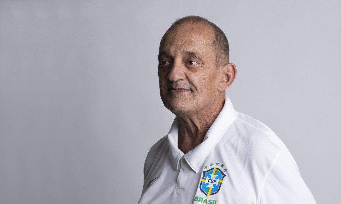 Jornal Ilustrado - Futsal brasileiro perde o técnico Fernando Ferretti