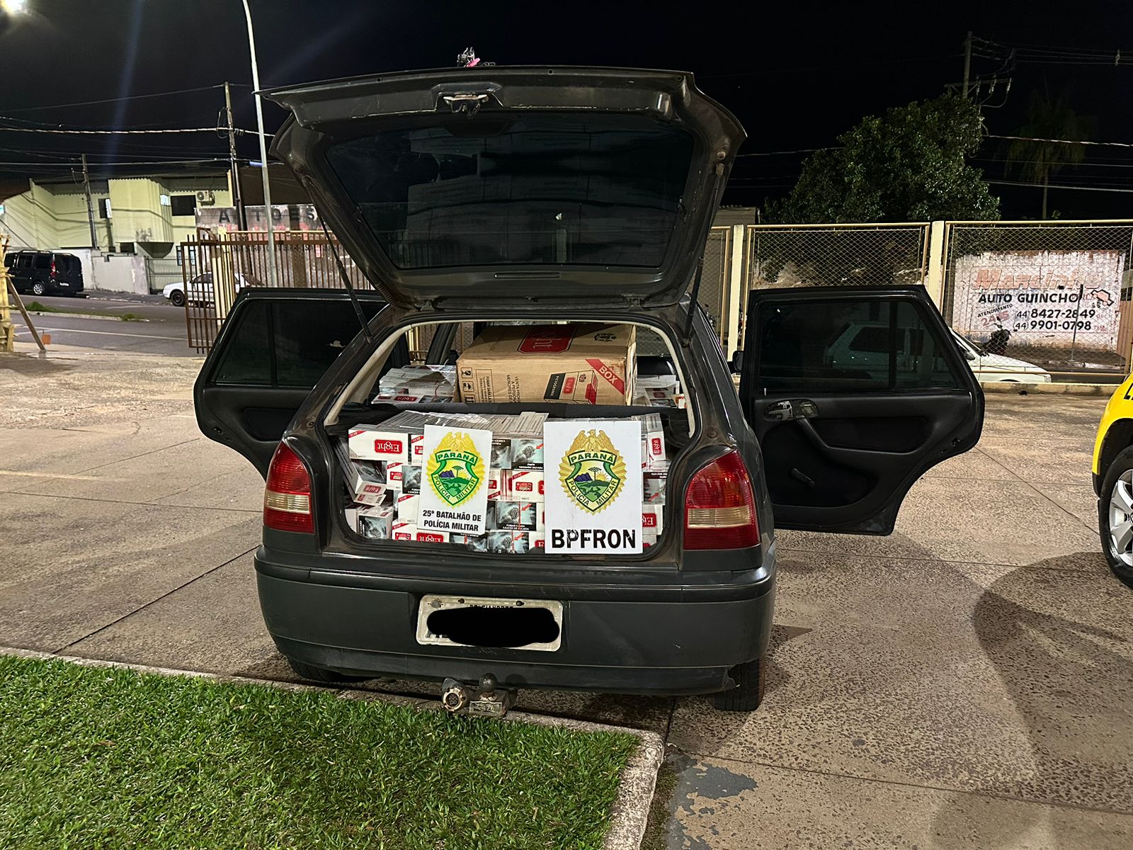 Jornal Ilustrado - Casal é preso transportando 13 caixas de cigarros contrabandeados em Umuarama