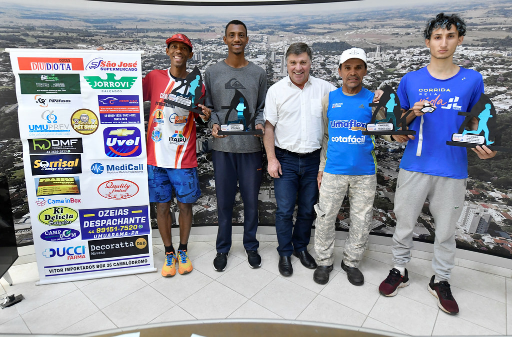 Jornal Ilustrado - Vitoriosos na ‘Corrida pela Vida’, atletas agradecem apoio da Prefeitura