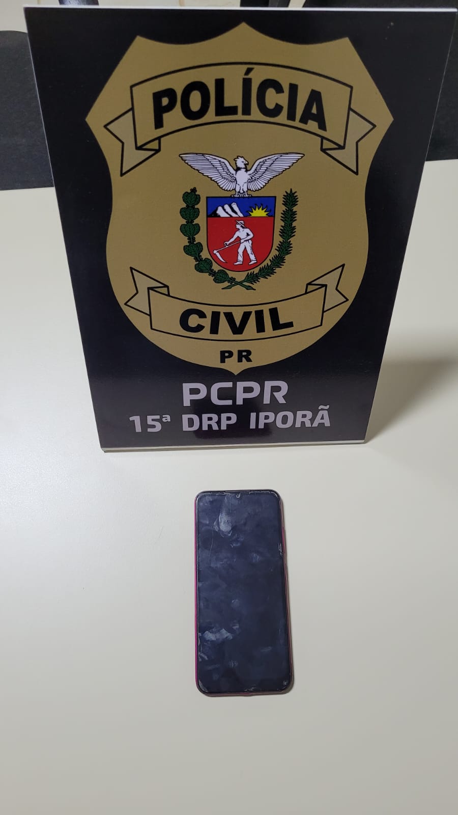 Jornal Ilustrado - PC prende em flagrante homem por receptação e recupera celular furtado em Iporã