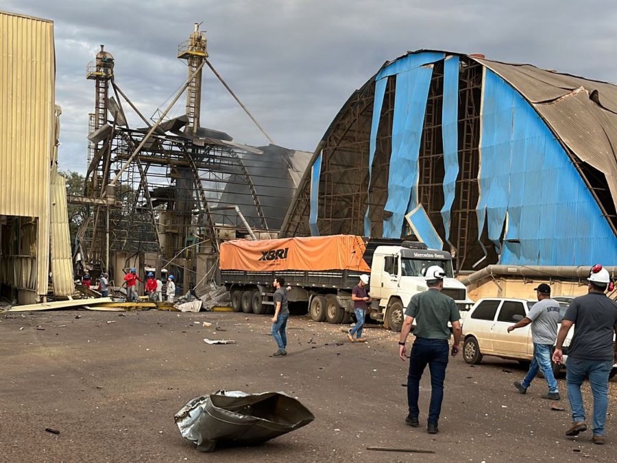 Jornal Ilustrado - Tragédia em Palotina: número de mortos sobe para 8 após explosão em silo de cooperativa 