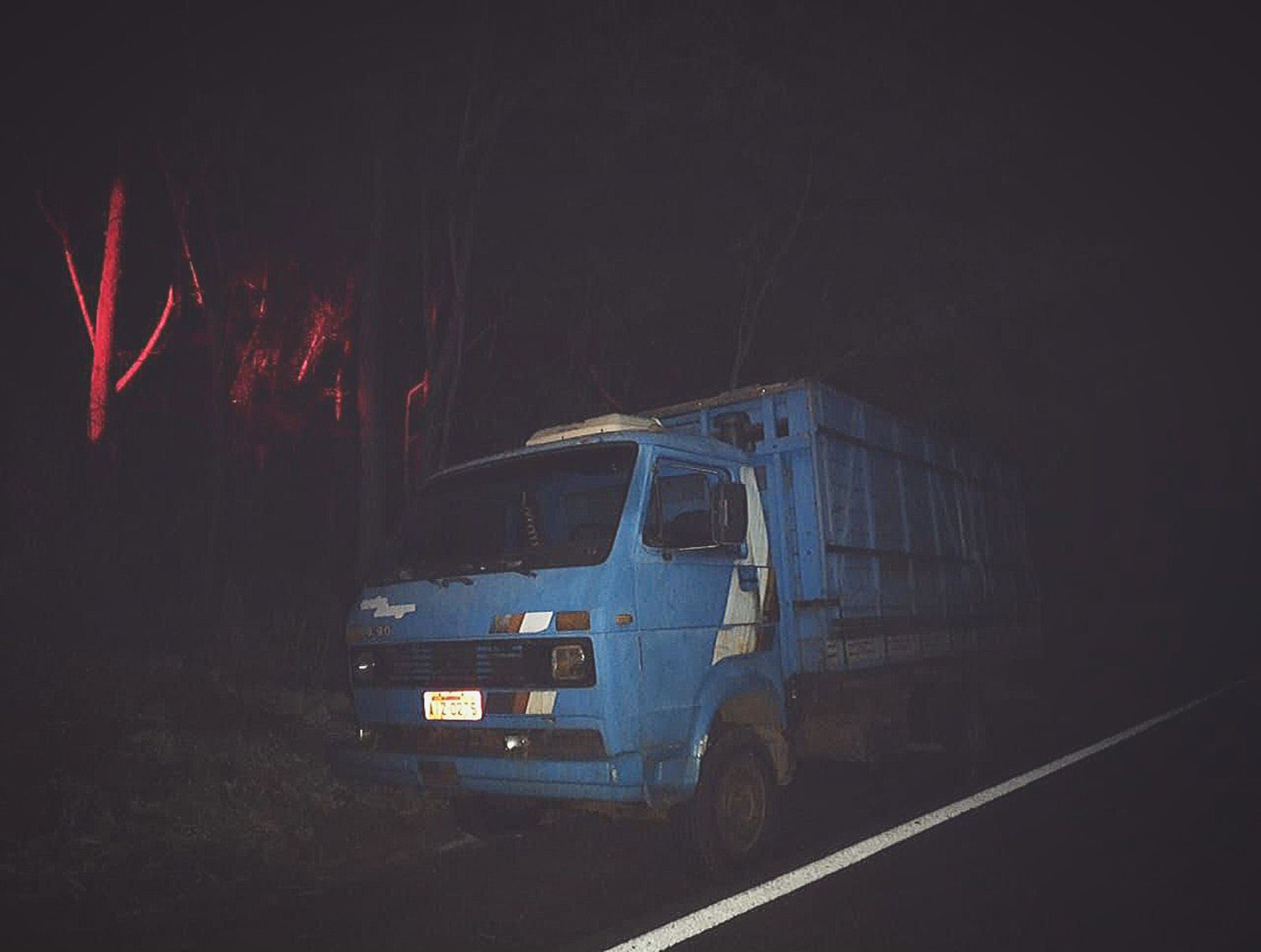 Jornal Ilustrado - PM recupera caminhão furtado próximo ao parque de Exposições de Umuarama