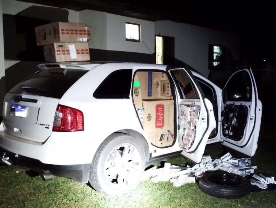 Rotam apreende veículos e 50 caixas de cigarros paraguaios em Umuarama 