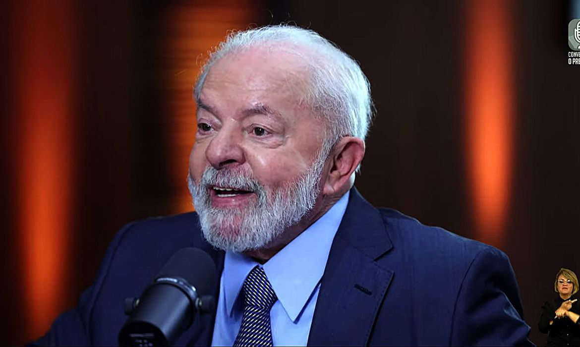 Jornal Ilustrado - Lula defende voto secreto de ministros do STF