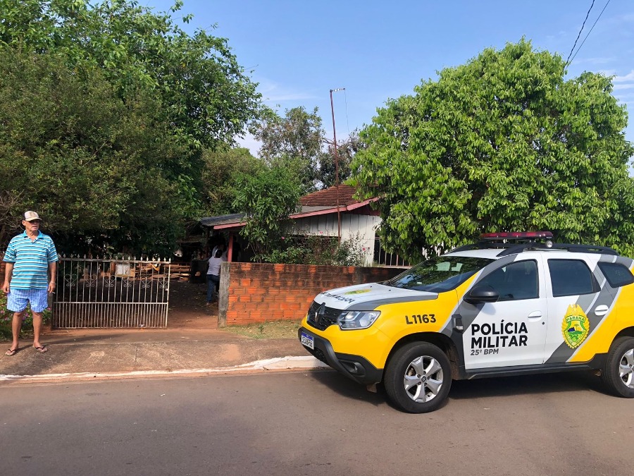 Homem de 55 anos é encontrado morto em Lovat; suspeita é de causa natural 