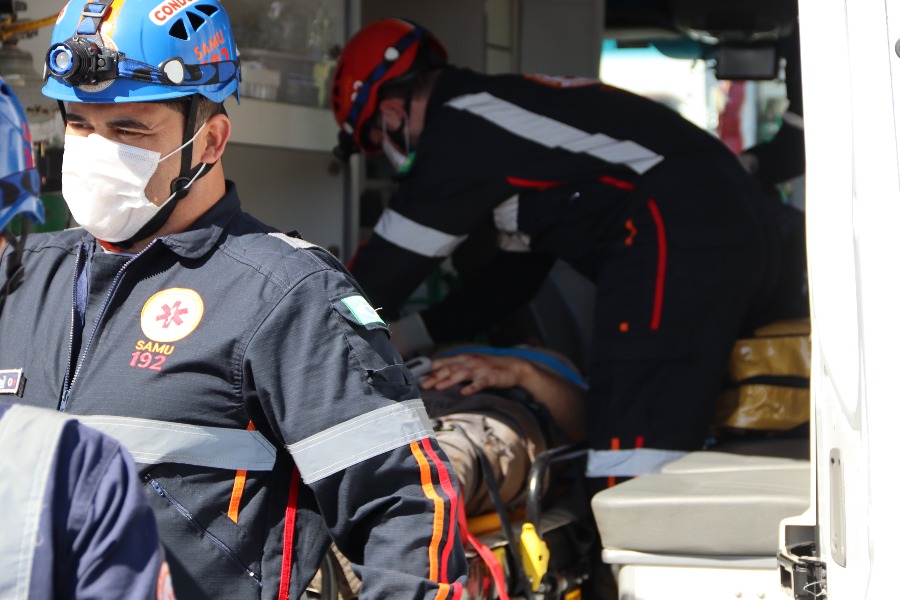 Jornal Ilustrado - Motociclista fica gravemente ferido após acidente na PR-323, em Umuarama 