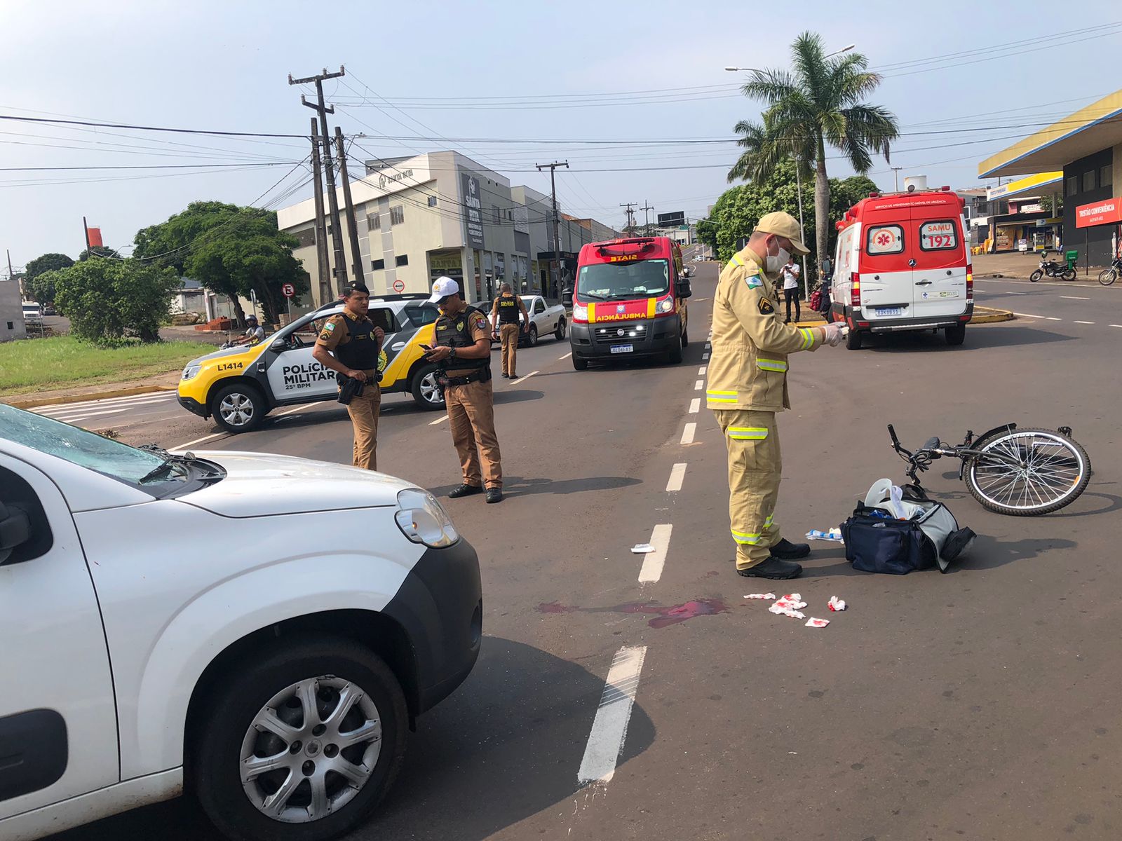 Jornal Ilustrado - Ciclista sofre ferimento na cabeça em acidente de trânsito em Umuarama 