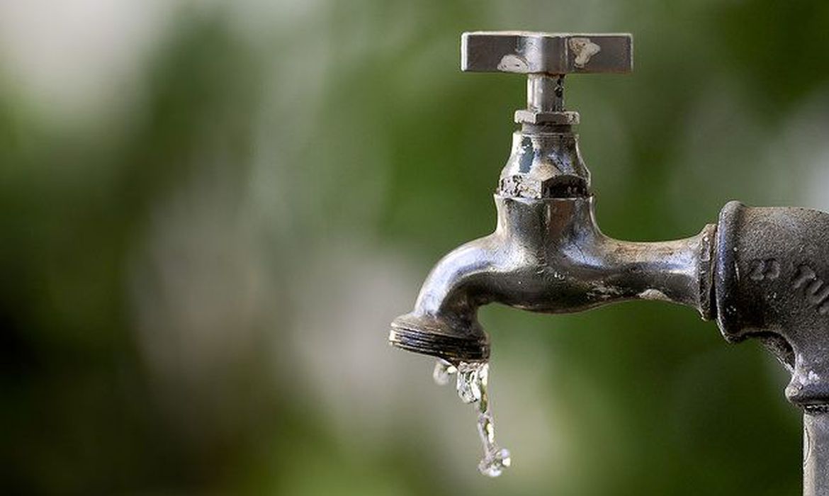 Jornal Ilustrado - Manutenção preventiva pode afetar abastecimento de água em bairros de Umuarama