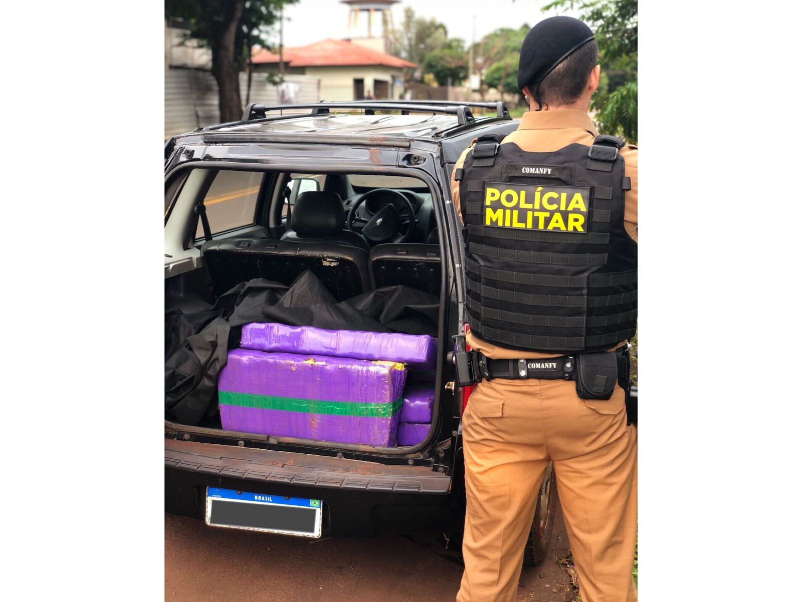 Jornal Ilustrado - Polícia Militar apreende mais de 100 quilos de maconha em Palotina