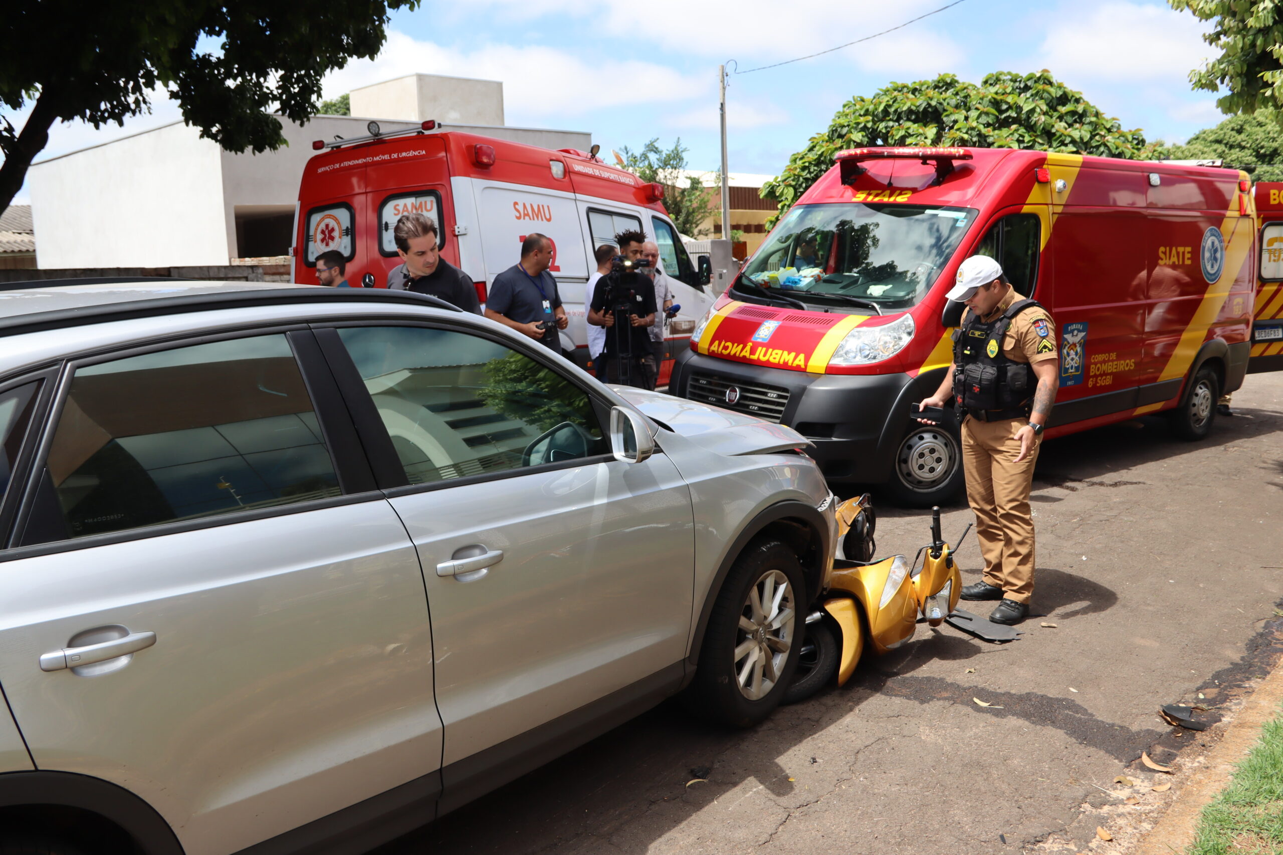 Jornal Ilustrado - Acidente entre moto e Audi Q3 deixa homem de 57 anos ferido em Umuarama 