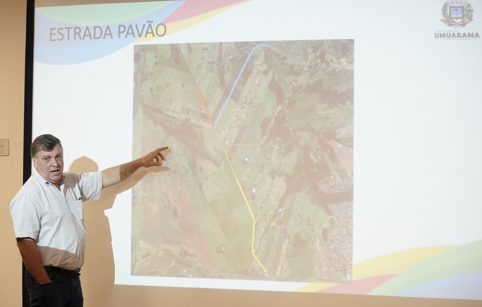 Jornal Ilustrado - Em nova reunião com proprietários rurais, prefeito anuncia início de obras da Estrada Pavão