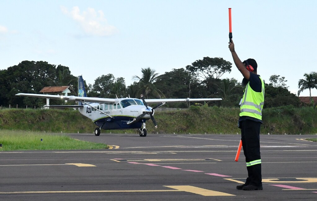 Jornal Ilustrado - Aeroporto de Umuarama conquista sua Estação de Coordenação Aeronáutica