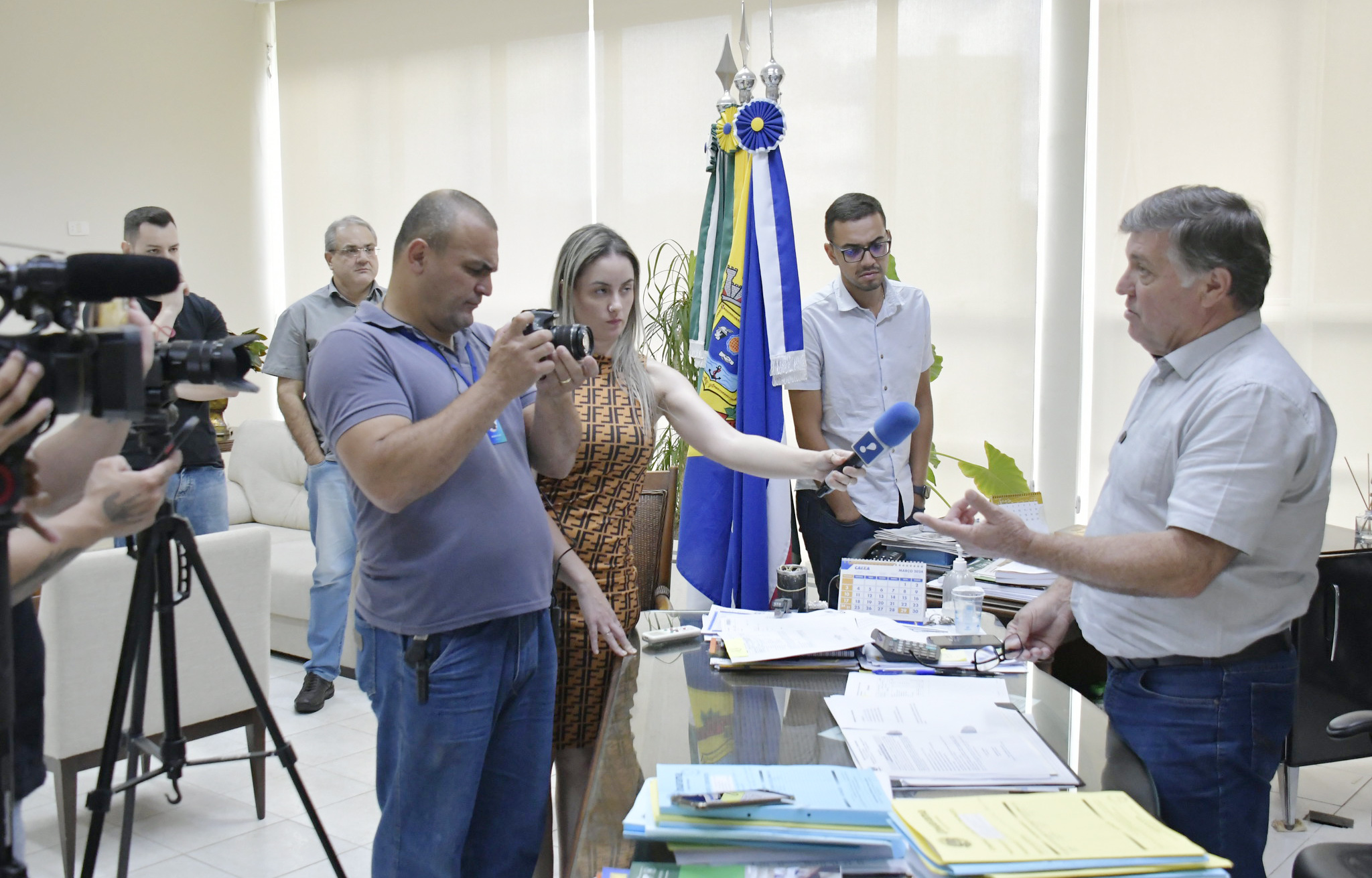 Jornal Ilustrado - Em coletiva, prefeito anuncia nova licitação para av. Pedromiro José Fernandes