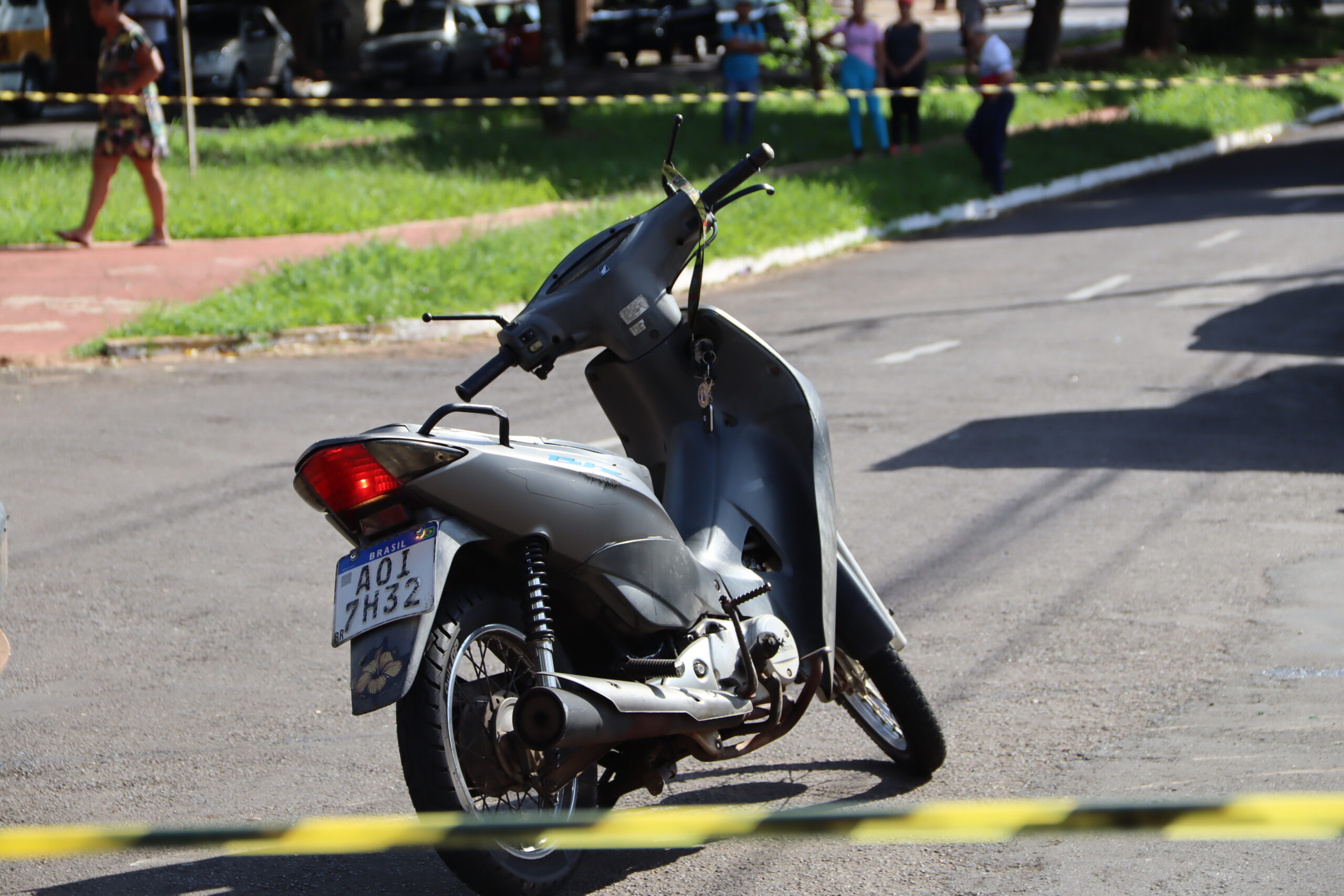 Jornal Ilustrado - Motociclista morre após ser atingida por carro que avançou preferencial em Umuarama 