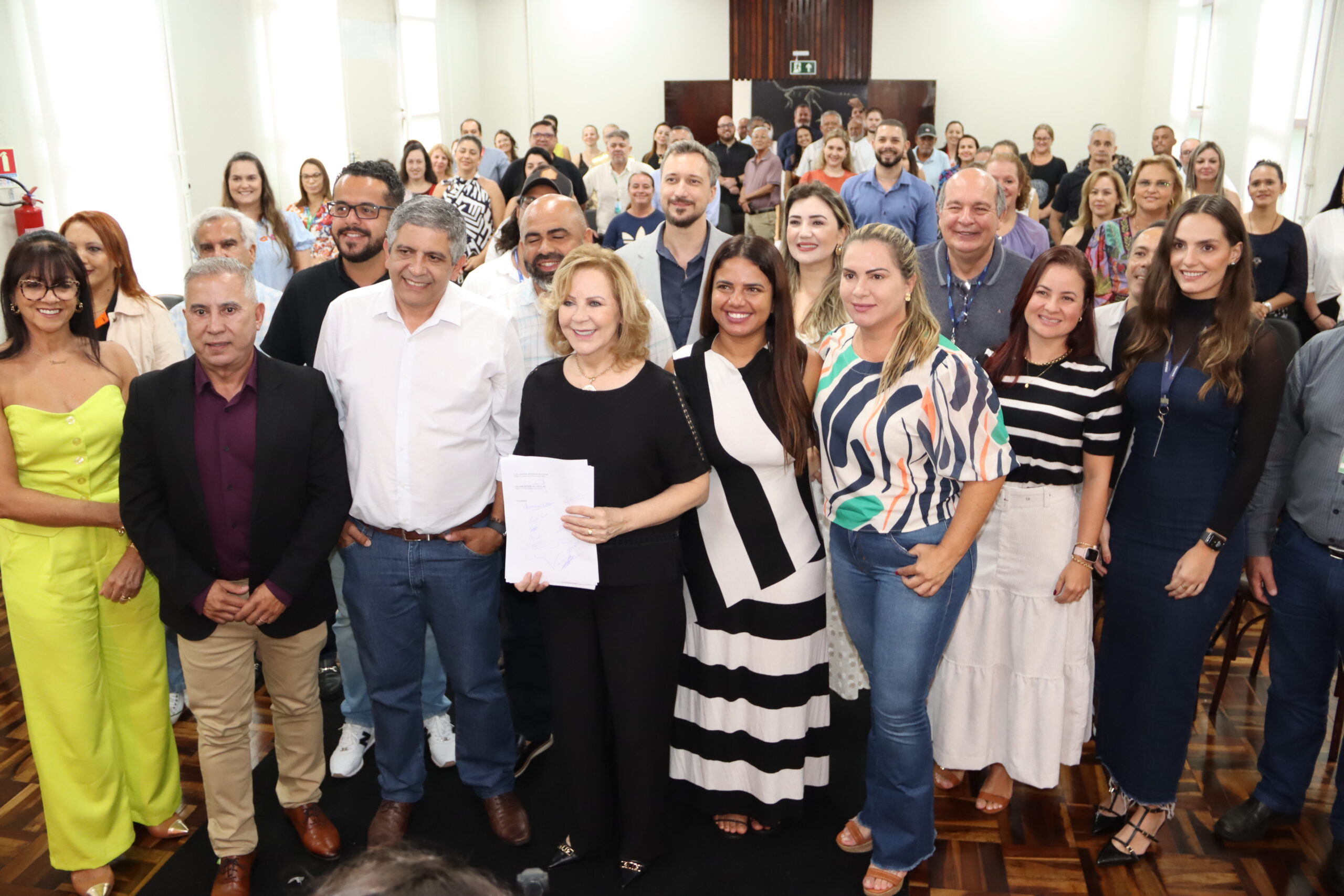 Cinco municípios assinam protocolo para a implantação do projeto Geoparque Caiuá