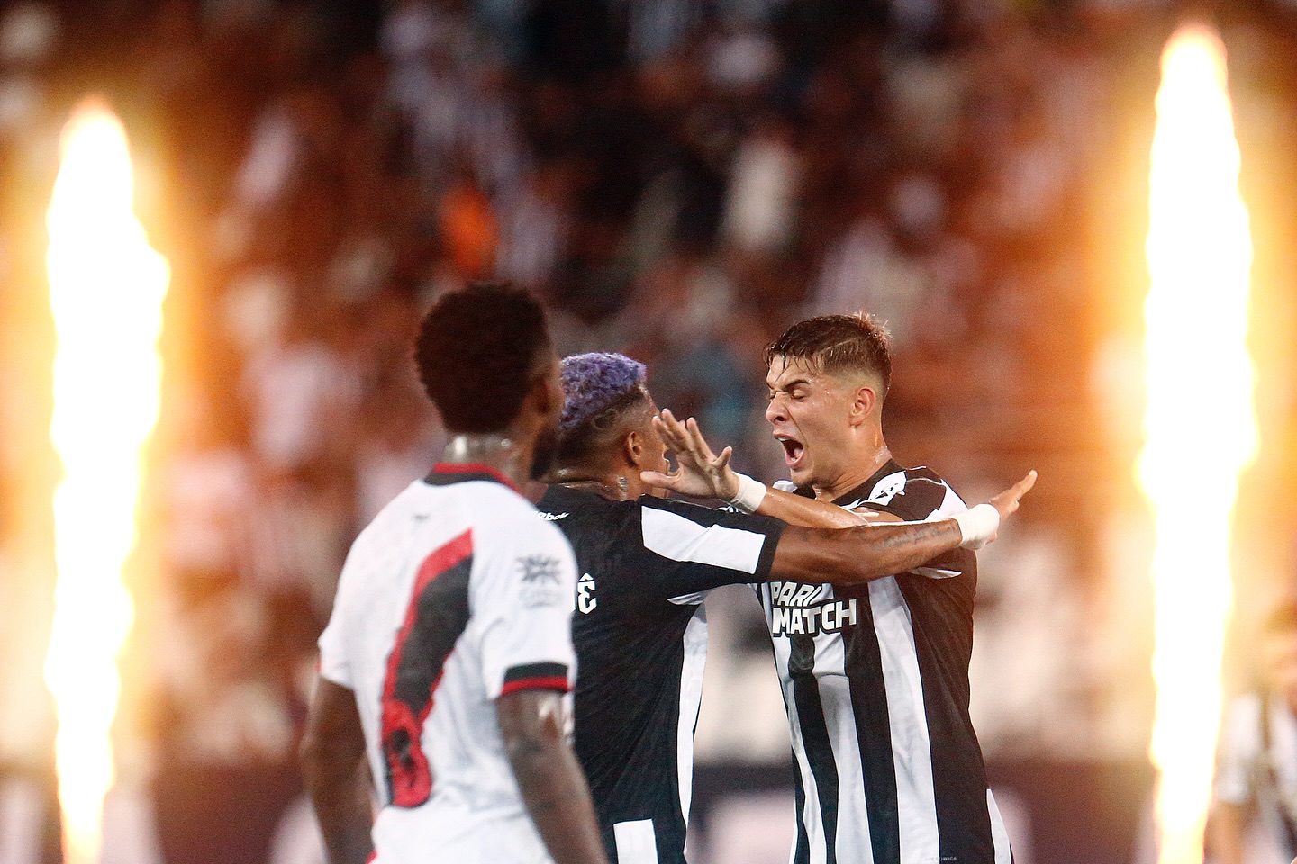 Jornal Ilustrado - Mateo Ponte marca e Botafogo vence a primeira no Brasileiro