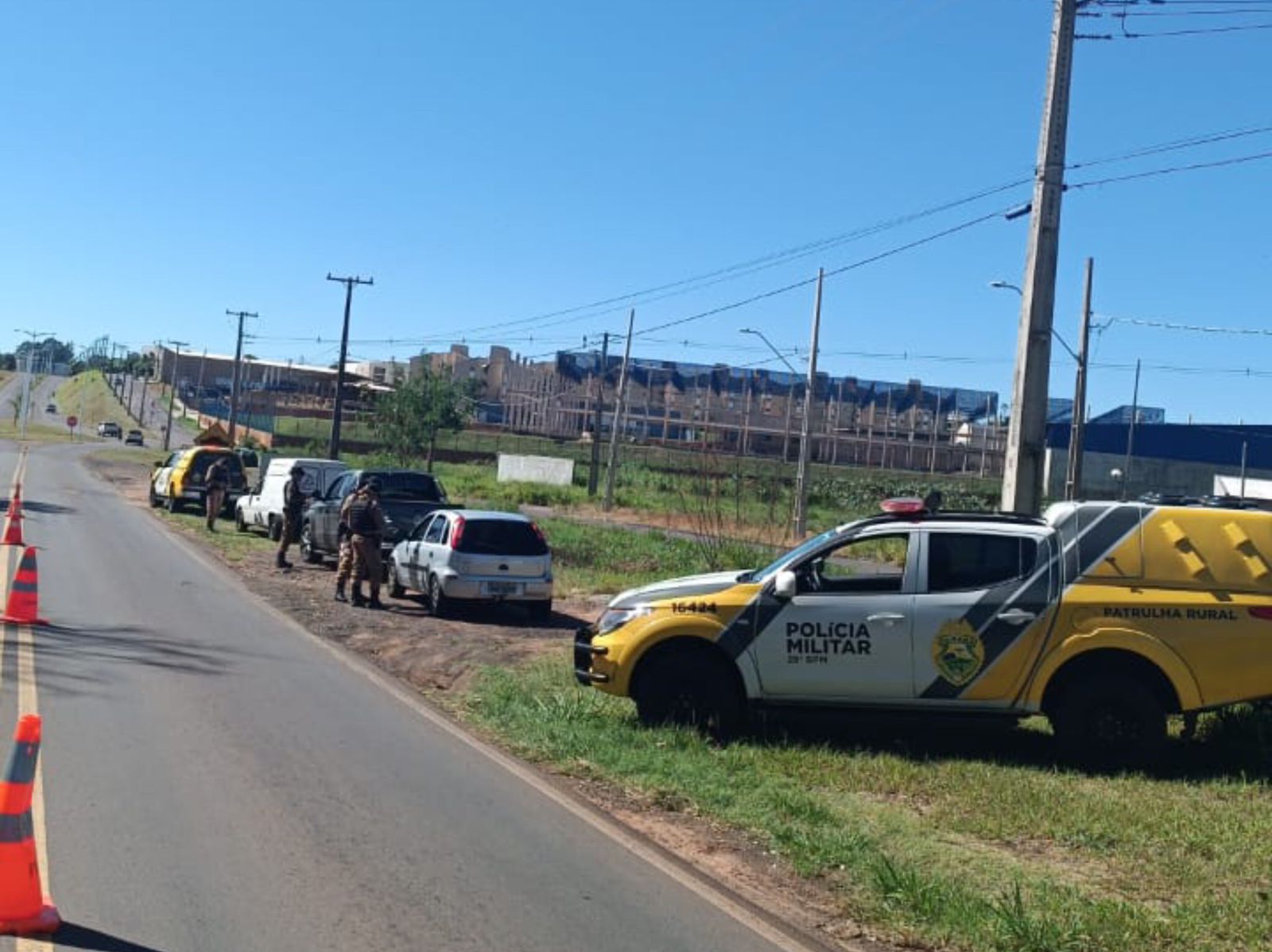 Mais de 20 veículos são abordados durante operação realizada pela PM em Umuarama