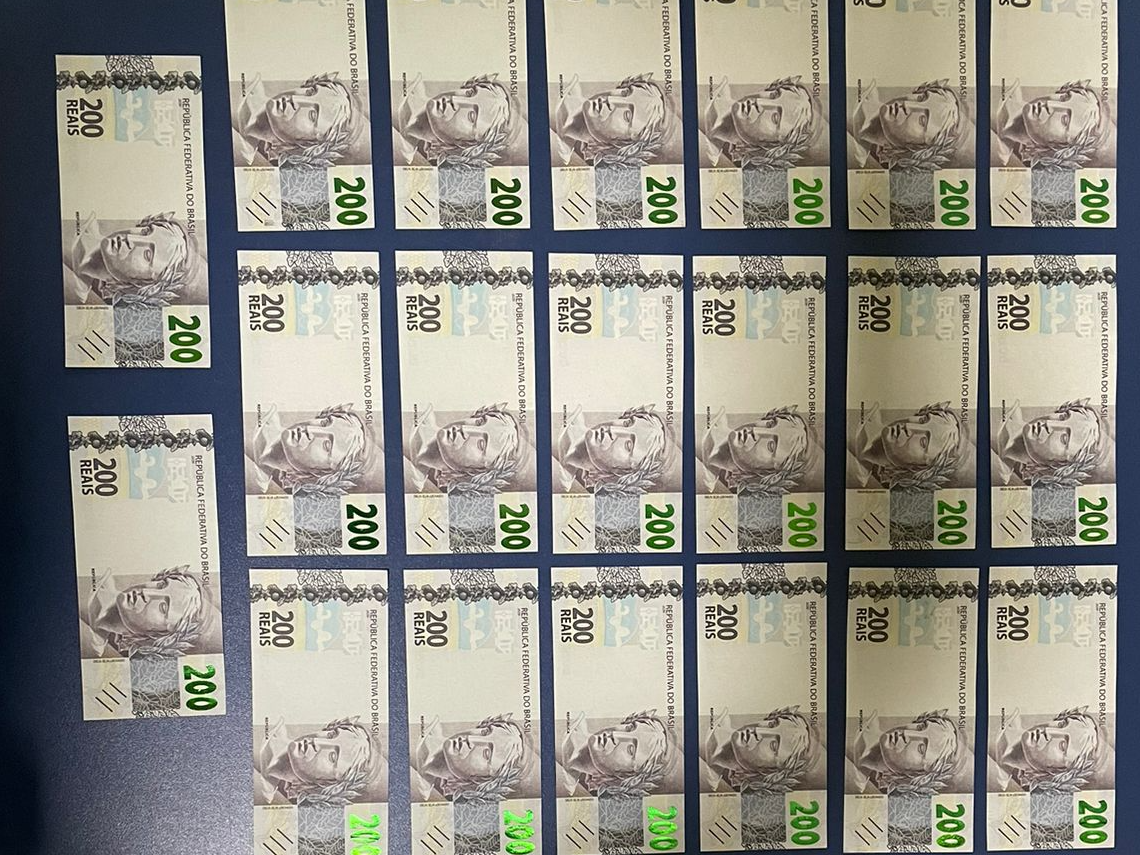 Jornal Ilustrado - Moradores de Santa Eliza são presos com R$ 4 mil em notas falsas após recebê-las pelo correio 
