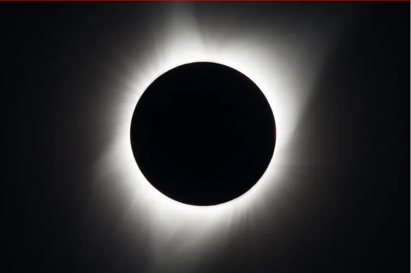 Jornal Ilustrado - Eclipse total do Sol acontece na segunda; saiba como ver pela internet