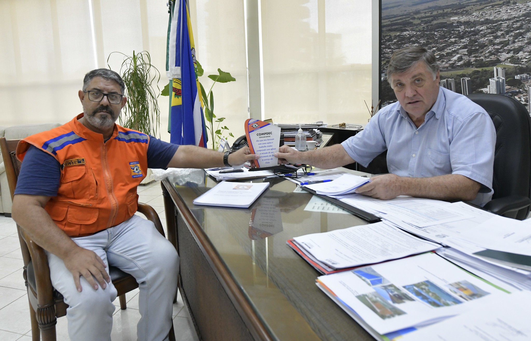 Jornal Ilustrado - Plano de Contingência para situações de desastre é assinado pelo prefeito Pozzobom