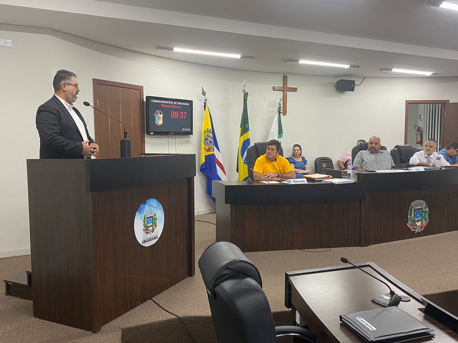 Jornal Ilustrado - Trabalho da Defesa Civil de Umuarama é apresentado em sessão da Câmara de Vereadores