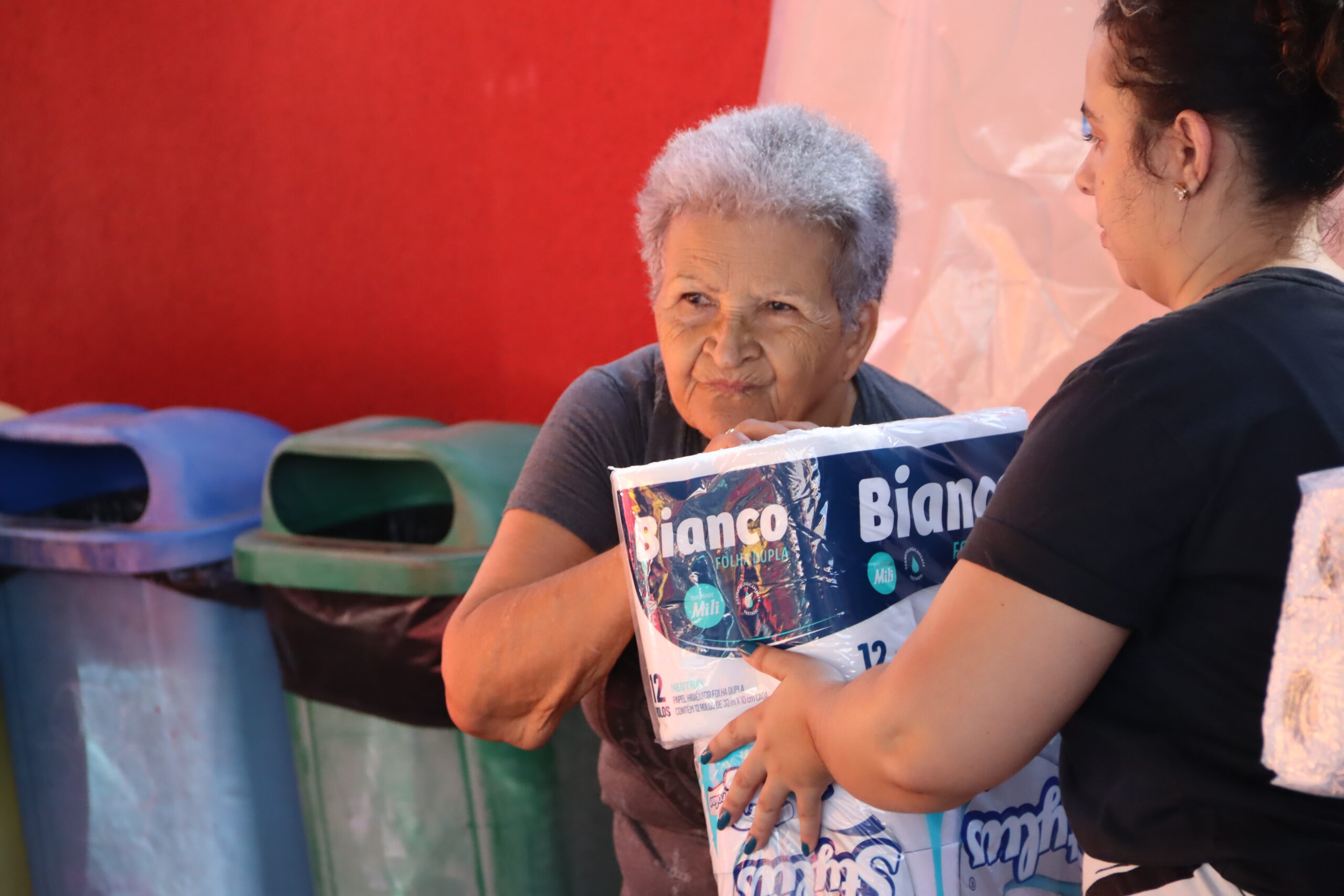 Jornal Ilustrado - Ato de solidariedade reúne comunidade em Umuarama para ajudar o Rio Grande do Sul 