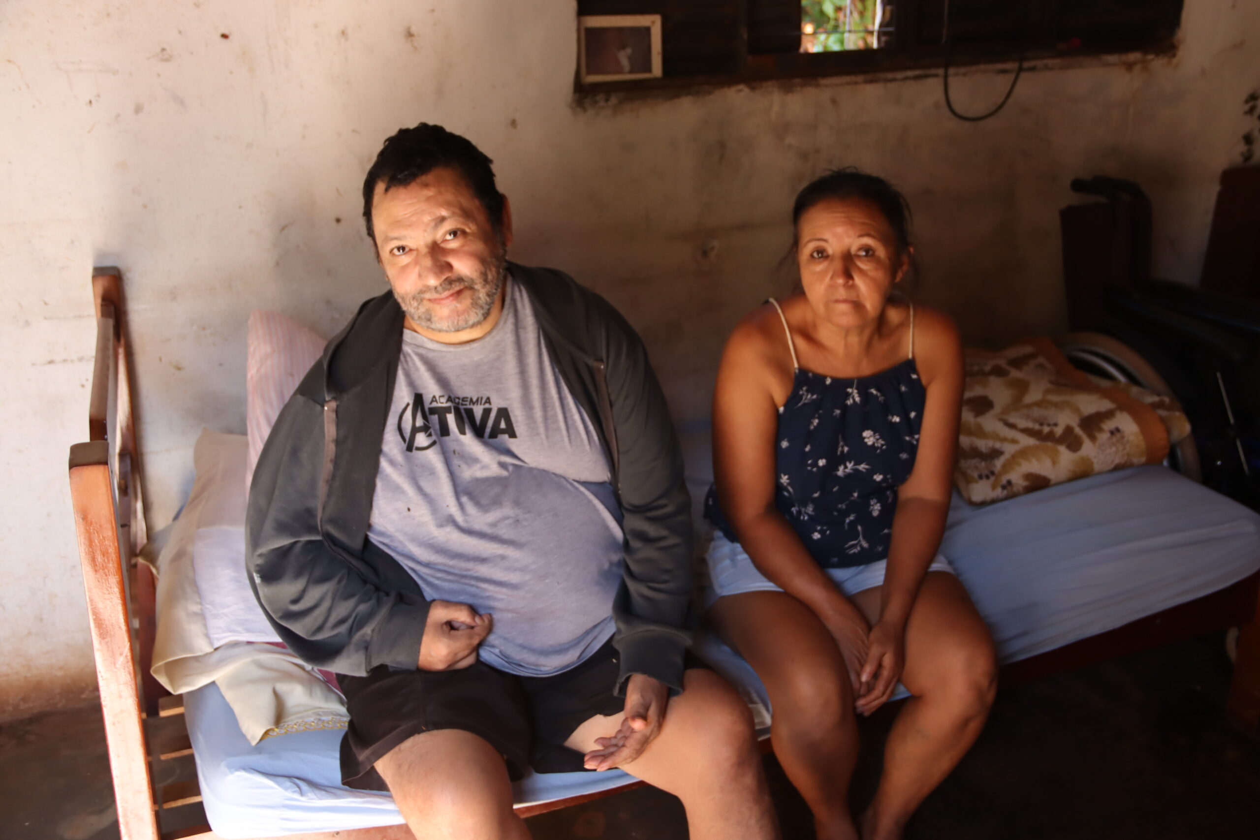 Jornal Ilustrado - Moradora de Umuarama luta por dignidade e melhorias para ter casa adaptada ao marido cadeirante