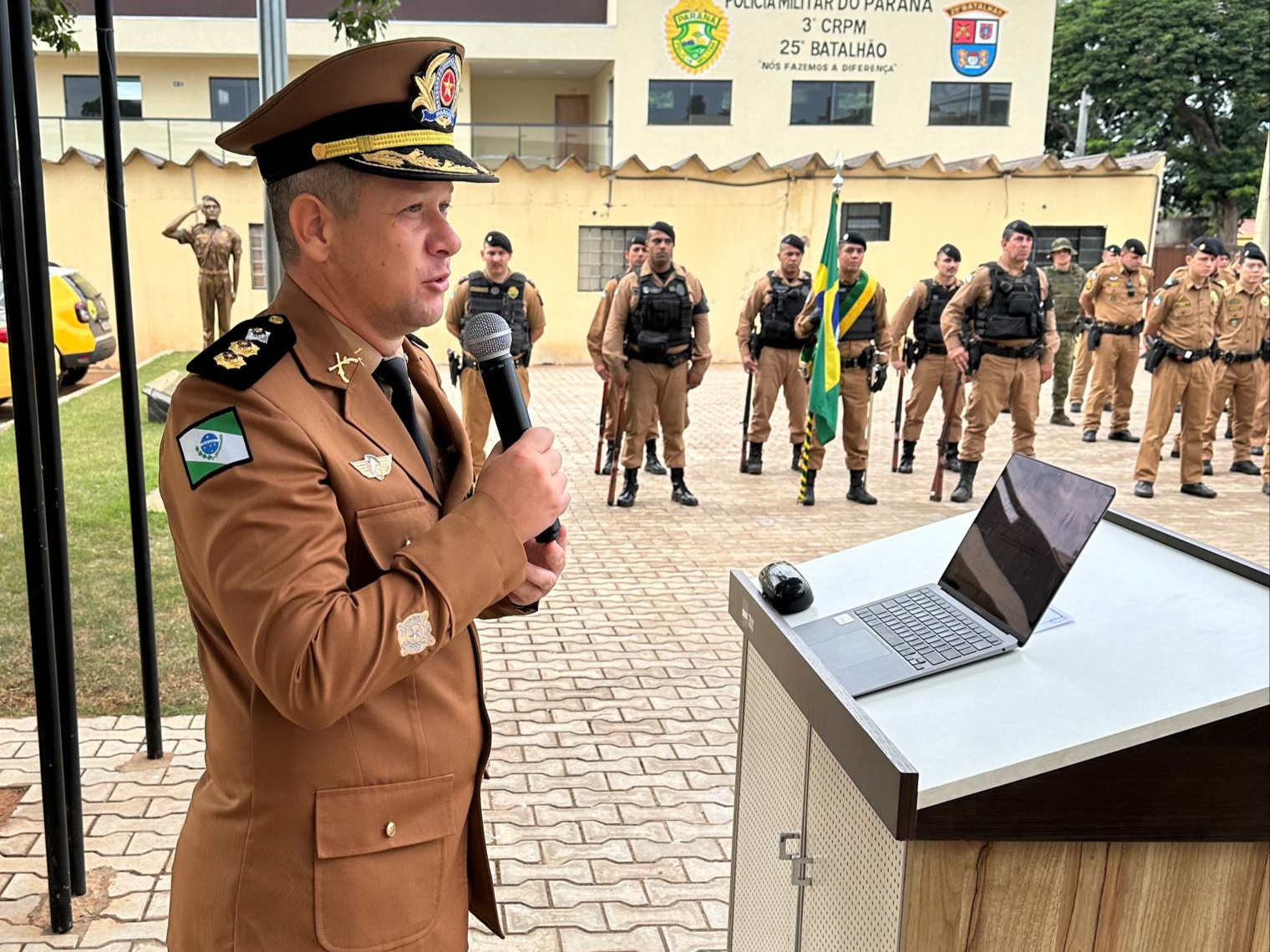 Polícia Militar de Umuarama homenageia patrono da PMPR 