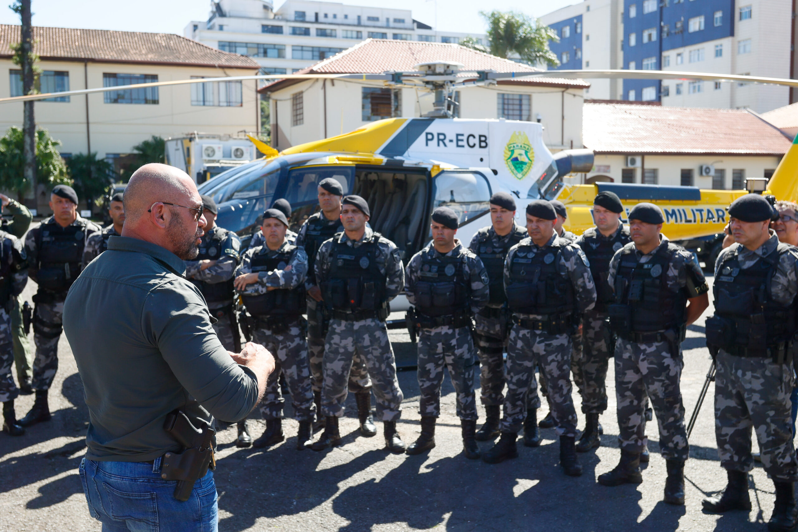 Jornal Ilustrado - Paraná envia policiais militares para auxiliar o Rio Grande do Sul com a segurança pública